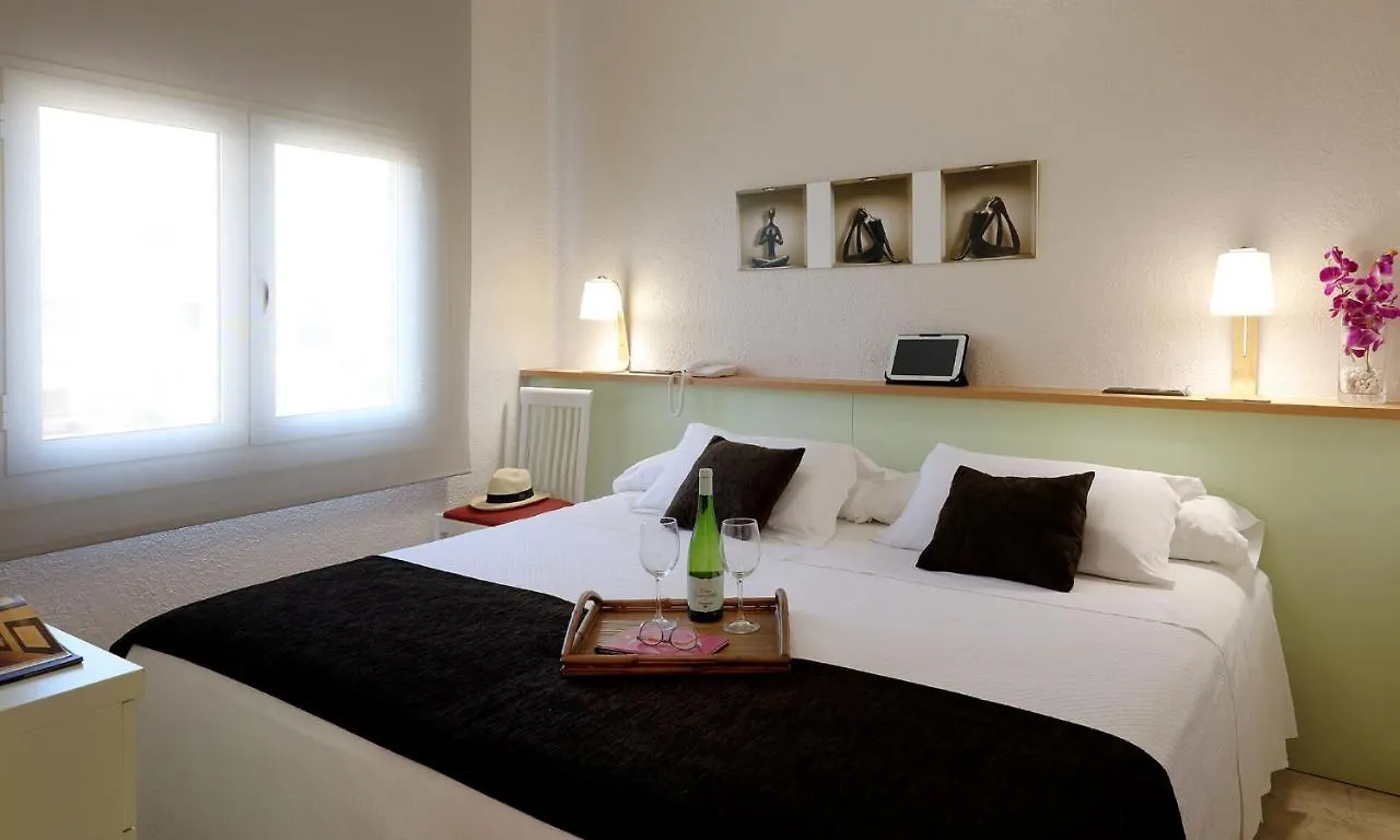 Aparthotel Solifemar Castelldefels 2*,  Spain