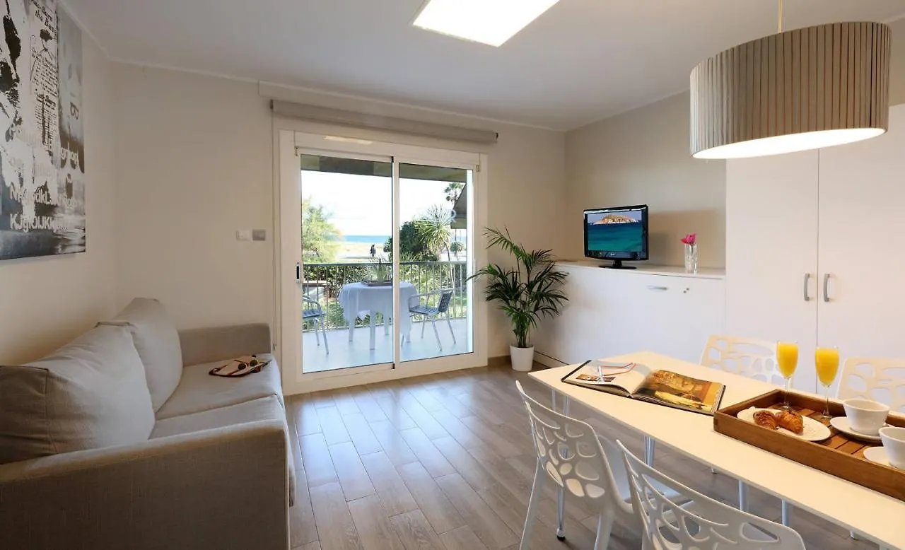 Aparthotel Solifemar Castelldefels