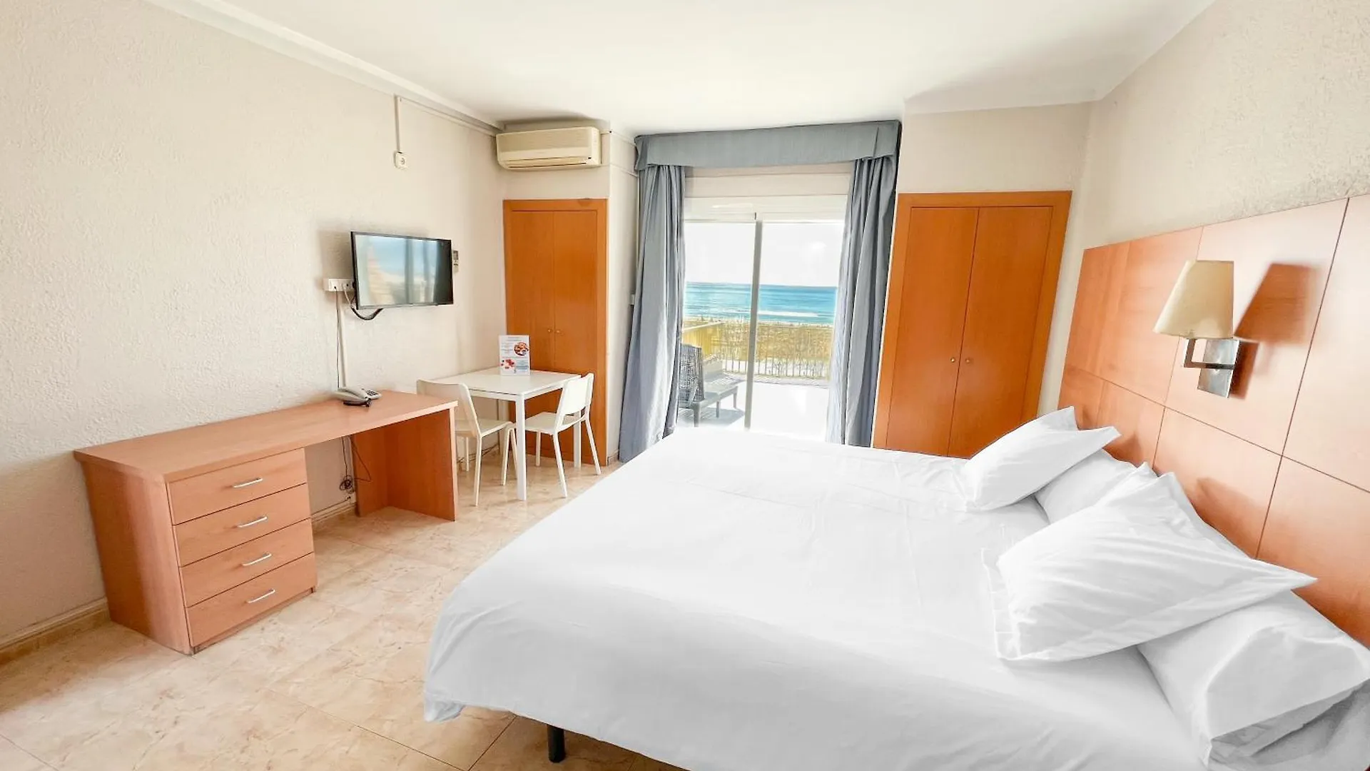 **  Aparthotel Solifemar Castelldefels Spain