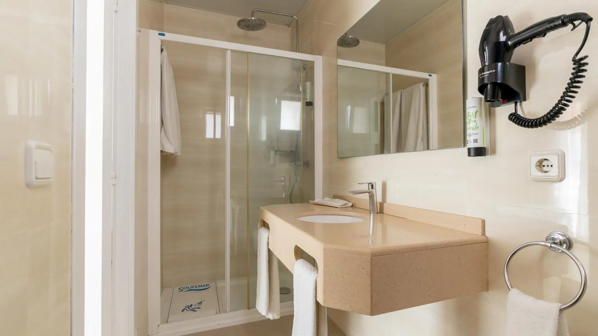Aparthotel Solifemar Castelldefels 2*,